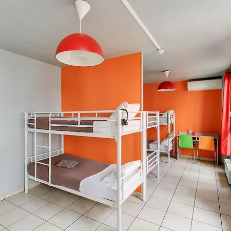 Vandrerhjem Le Montclair Montmartre By River Paris