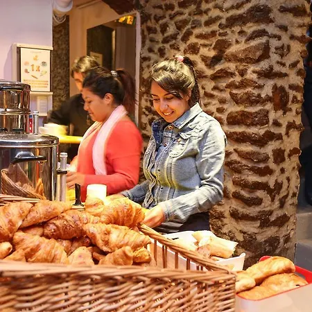 Le Montclair Montmartre By River *