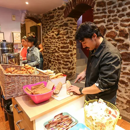 Le Montclair Montmartre By River