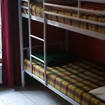 Le Montclair Montmartre By River Hostel