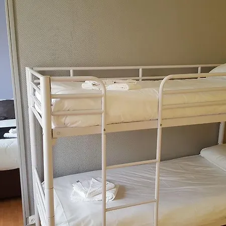 Hostel Le Montclair Montmartre By River