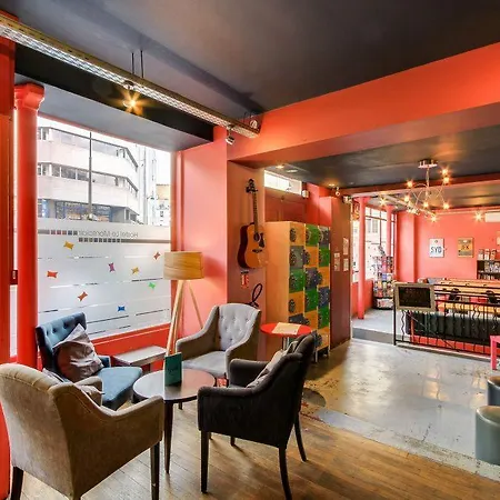 Hostel Le Montclair Montmartre By River *