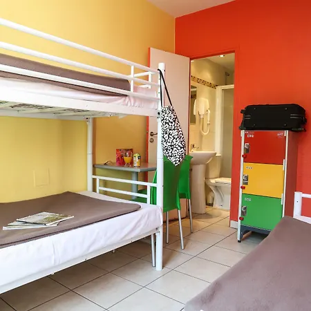 Le Montclair Montmartre By River *