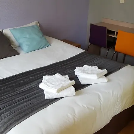 Le Montclair Montmartre By River Hostel Paris