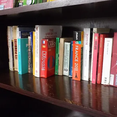 Le Montclair Montmartre By River Hostel Paris