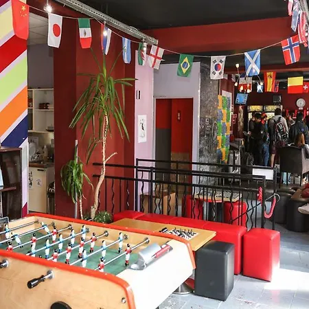 Hostel Le Montclair Montmartre By River *