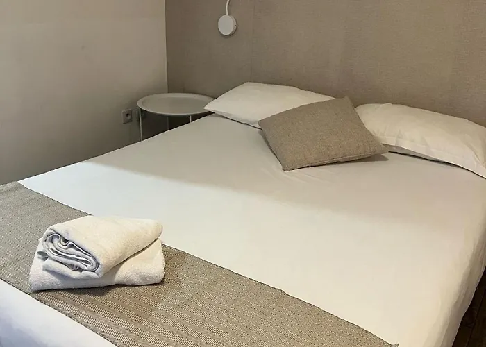 Le Montclair Montmartre By River *