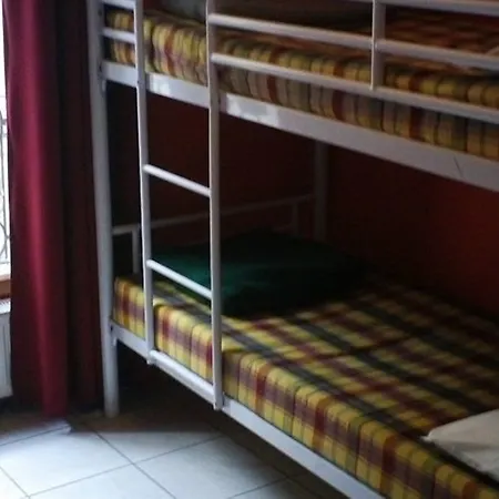 Le Montclair Montmartre By River Hostel